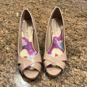 Women’s shoes by Madden girls, size 7 beige patent leather worn once